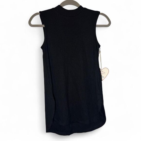 Wild Blue x Sadie Robertson Black Tank Top with Back Cutout Size XS NWT - Picture 1 of 7